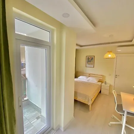 Apartman Kadi Residance 1 *